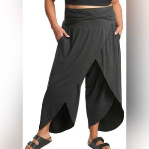 Athleta 3x Heather grey release Yoga pants